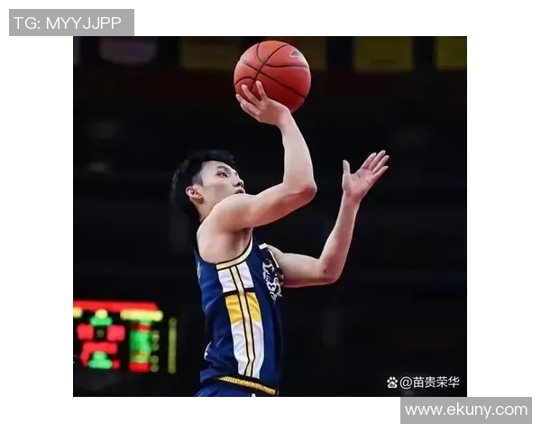 徐杰掌控球权后展现MVP级别表现助力球队争夺常规赛荣誉
